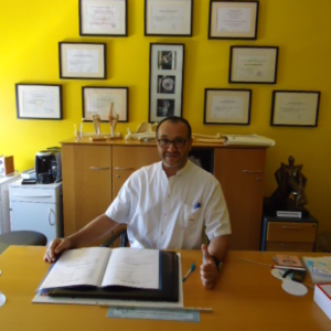photo du Dr Amar  BOUZIDI